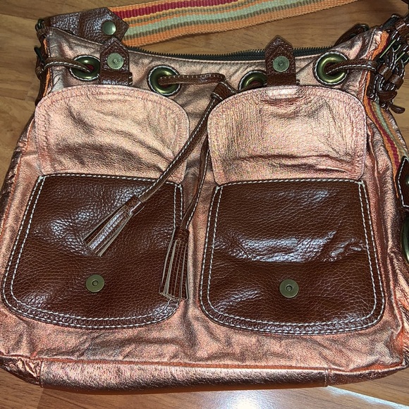 Isabella Fiore Metallic Bag with Guitar Strap Handle - Picture 6 of 14